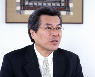 青江誠一郎先生